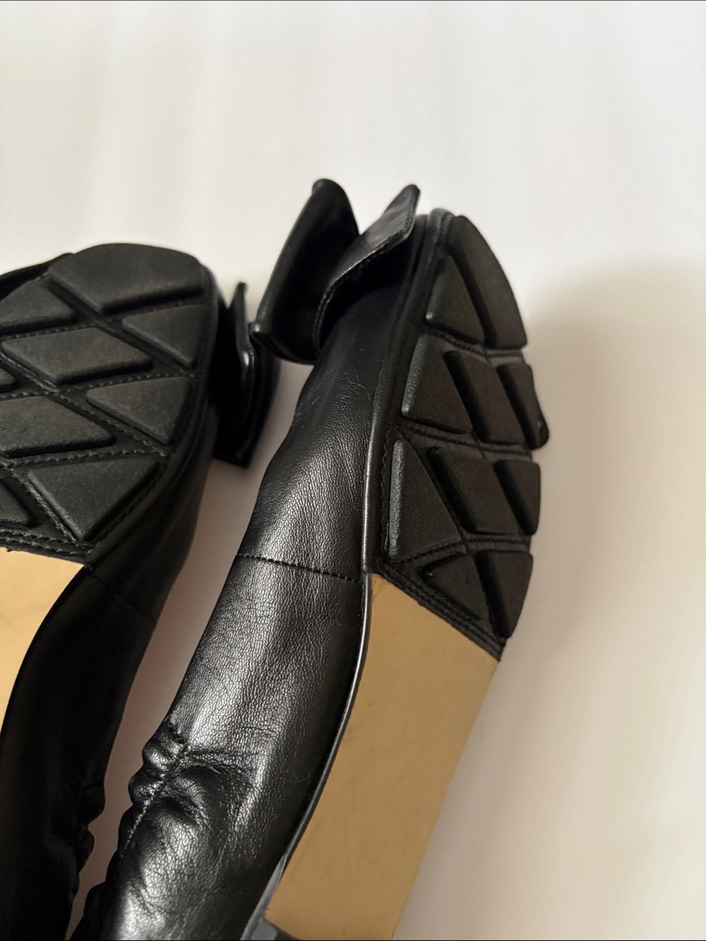 Tory Burch black leather bow flats sz 6 - Picture 8 of 8